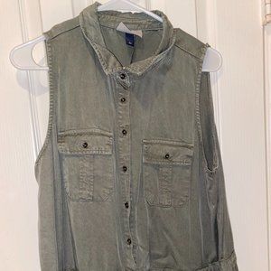 Universal Threads Green Romper